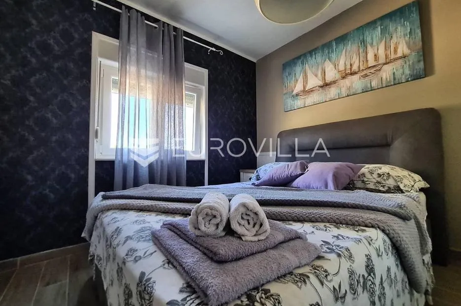 zadar, privlaka, moderna kuća sa tri apartmana u blizini mora - slika 8
