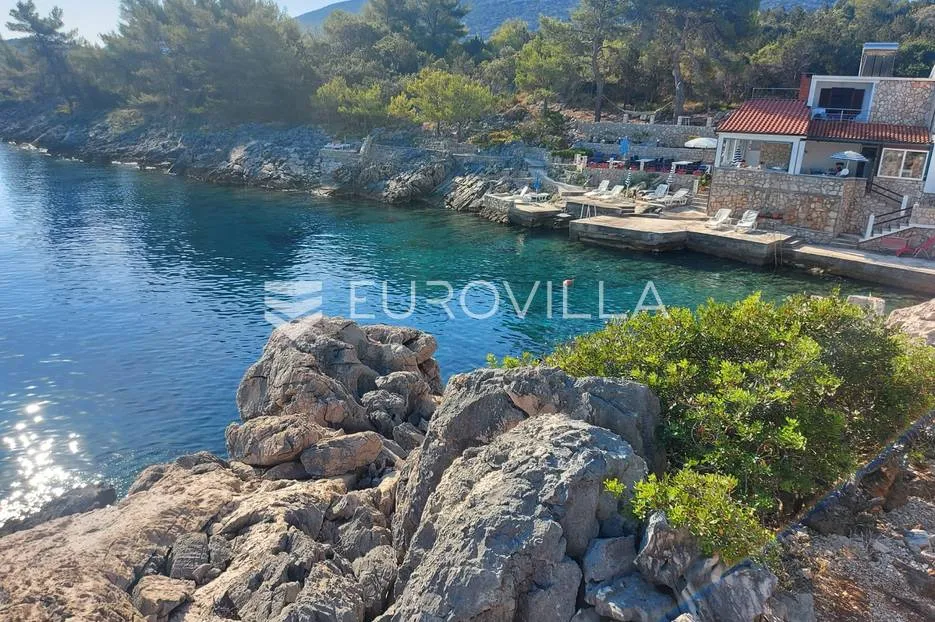 hvar, zastražišće građevinsko zemljište - slika 10