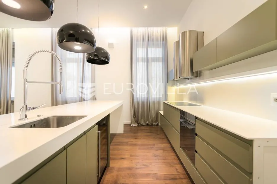zagreb, tomislavov trg, luksuzno uređen peterosoban stan 181 m² - slika 5