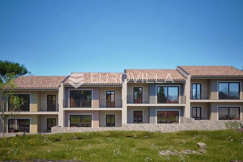 istra, rovinj, okolica putini, dvosoban stan 65.72 m² s natkrivenom terasom i vrtom - slika 3