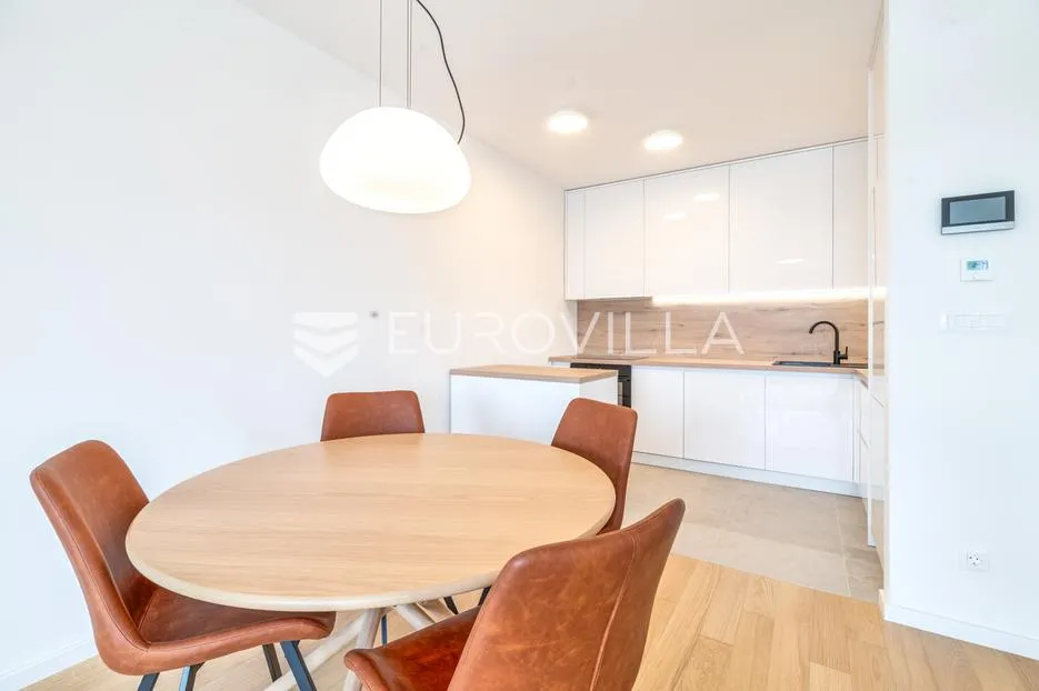 novi zagreb, blato, odličan dvosoban stan 58 m² garažno parkirno mjesto - slika 3