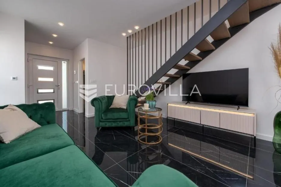 zadar, privlaka luksuzna dizajnerska vila s bazenom neto korisne površine 134,83 m² - slika 16
