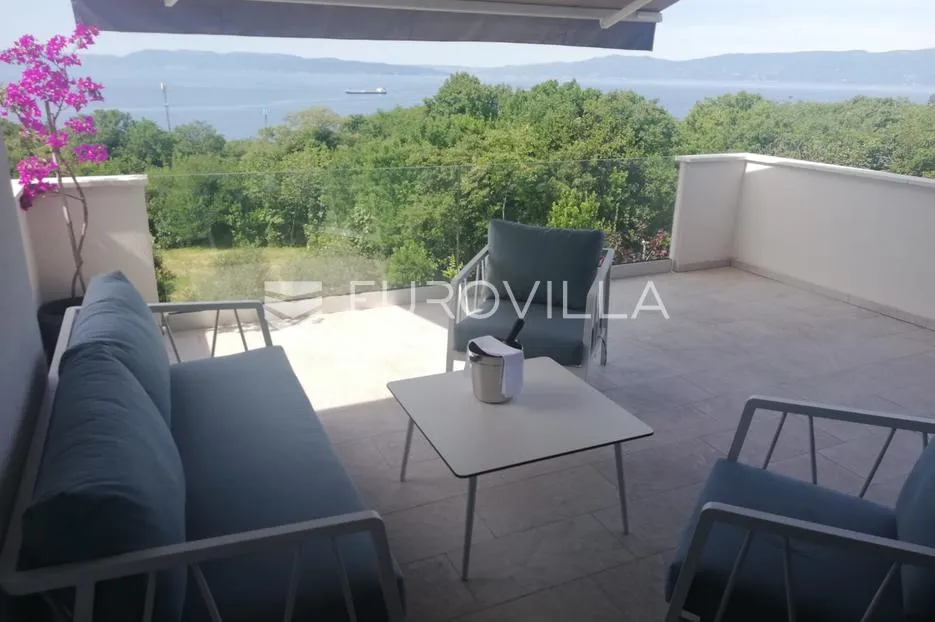 kostrena, rožmanići luksuzan stan s bazenom 154 m² - slika 4