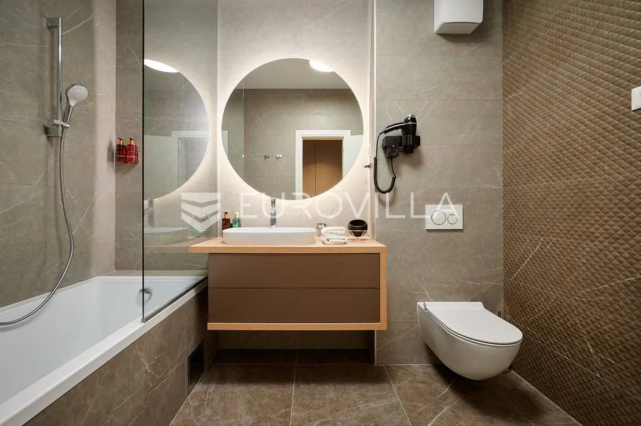 trogir - marina, luksuzna vila s bazenom i wellnessom - slika 37