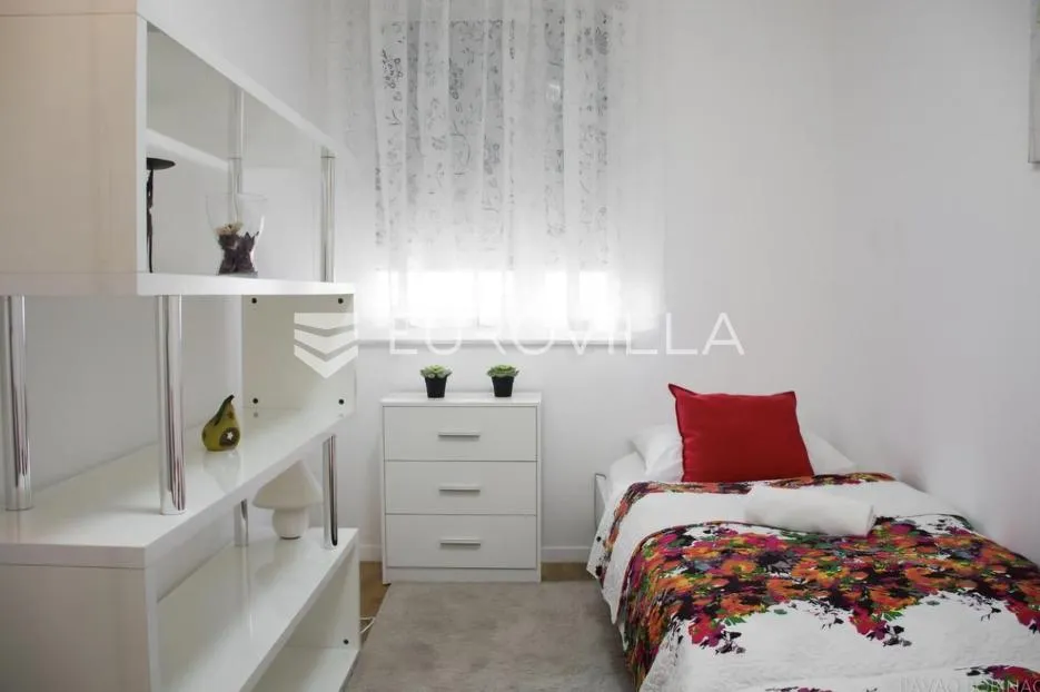 zagreb, špansko, prekrasan trosoban stan površine 56 m² s garažnim parkrinim mjestom - slika 5