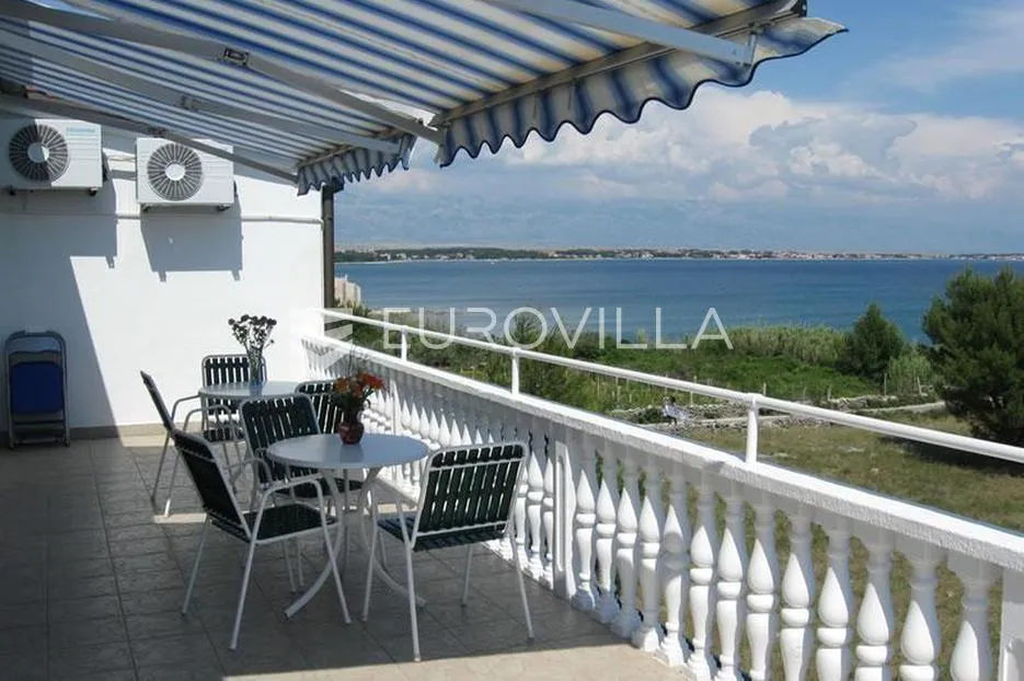 vir, kuća s 5 apartmana i pogledom na more - slika 4
