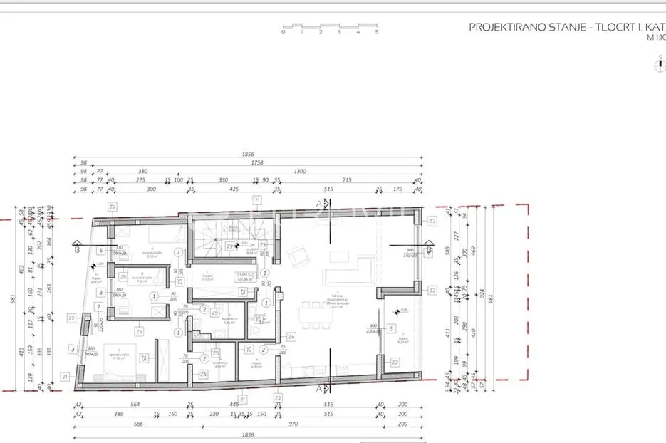 Osijek, strogi centar, 4 soban stan površine 127 m² u urbanoj vili