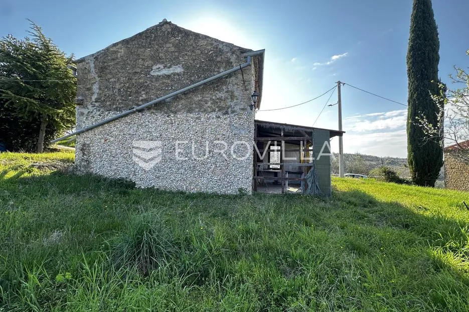 istra, momjan, rijetka prilika kamena kuća s projektom i pogledom na more - slika 11