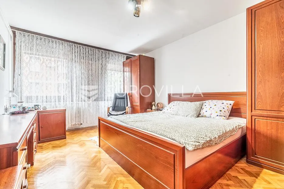 zagreb, maksimir, komforan četverosoban stan 120 m² - slika 5