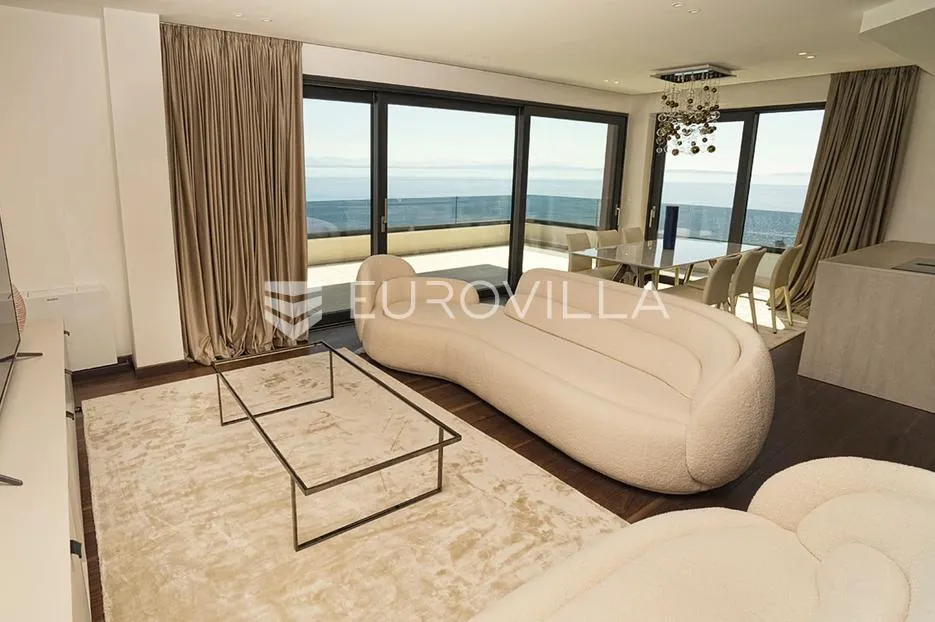 Opatija, luksuzan stan na vrhunskoj lokaciji 140 m²
