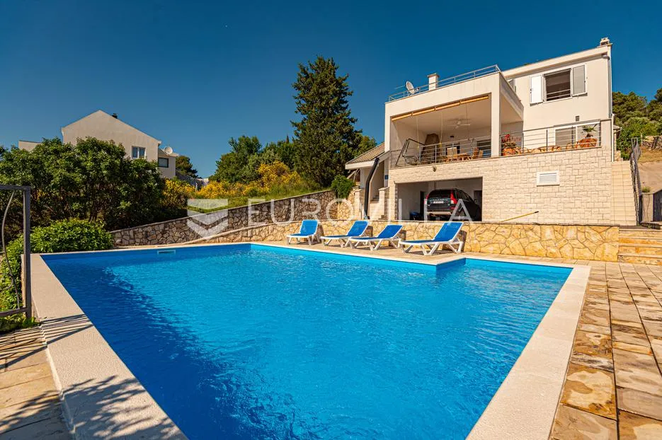 šibenik, žaborić, prekrasna kuća s bazenom i pogledom na more, 438 m² - slika 7