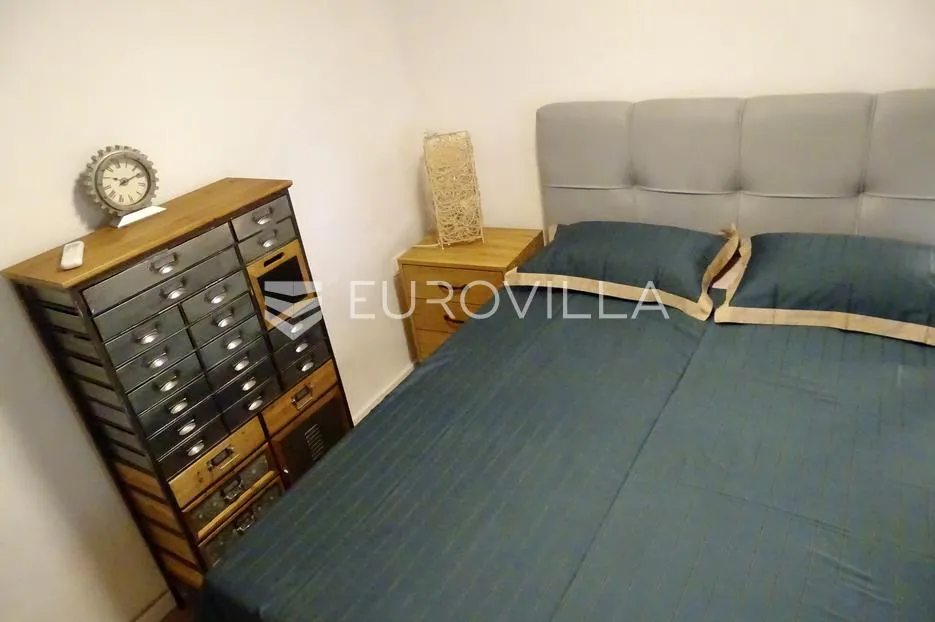 krk, omišalj, adaptirana kamena kuća u nizu s pogledom na more površine 54 m² - slika 17