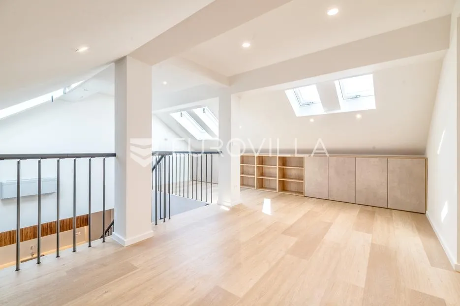 zagreb, bogovićeva, luksuzan četverosoban penthouse 150 m² - slika 13