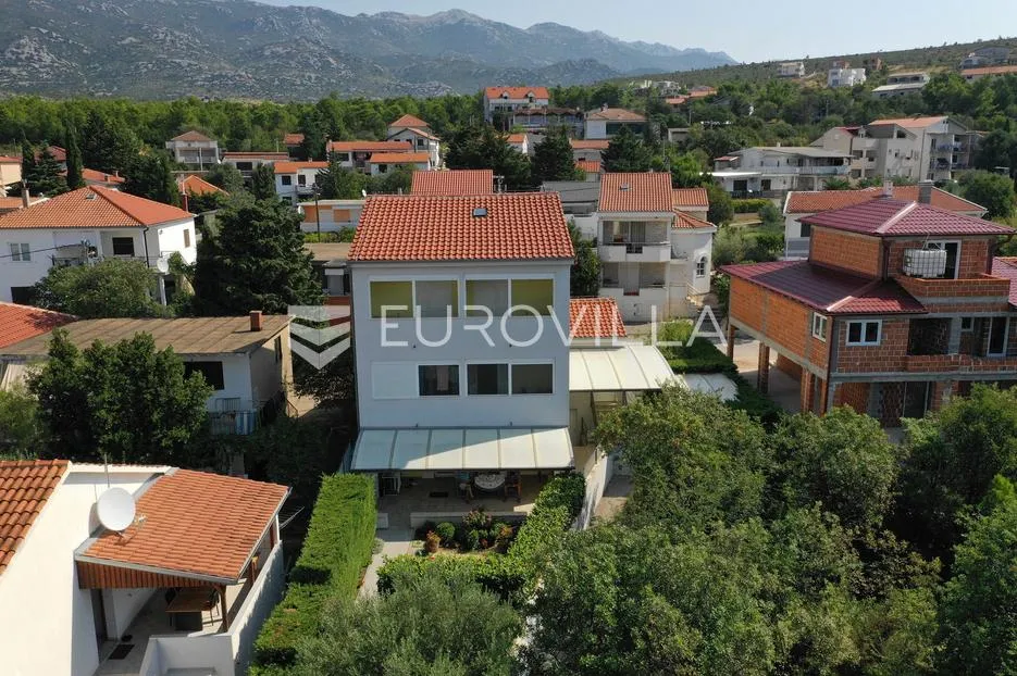 zadar, rovanjska, lijepa kuća s okućnicom i pogledom na more - slika 3
