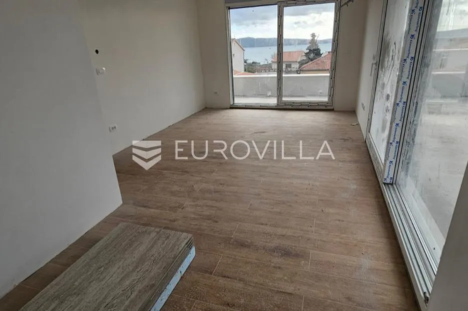 kaštela, penthous 143 m² trosoban stan s teresaom i garažom - slika 6