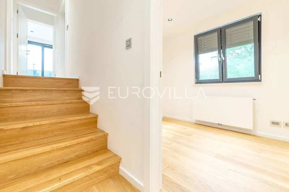 zagreb, srebrnjak, luksuzan stan u modernoj vili 157 m² - slika 9