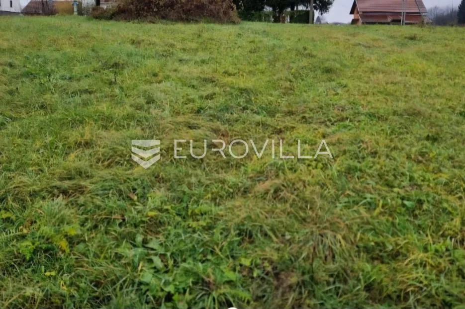 Rakovica, Grabovac, građevinsko zemljište 1800 m², odlična lokacija - Grabovac, Rakovica