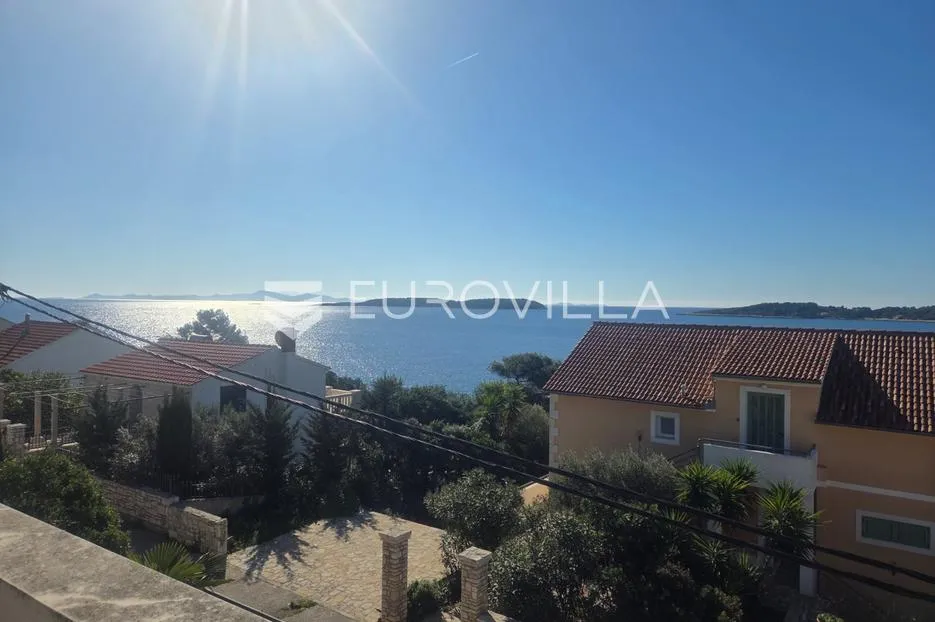 otok korčula, potirna, kuća sa apartmanima, drugi red od mora - slika 3