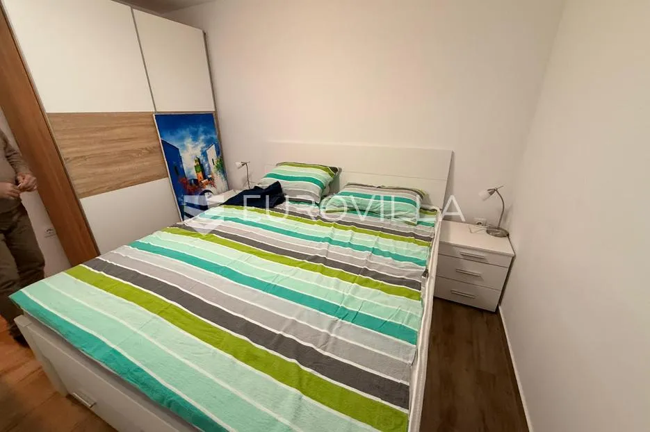 istra, medulin, funkcionalan dvosoban stan površine 66 m² - slika 8