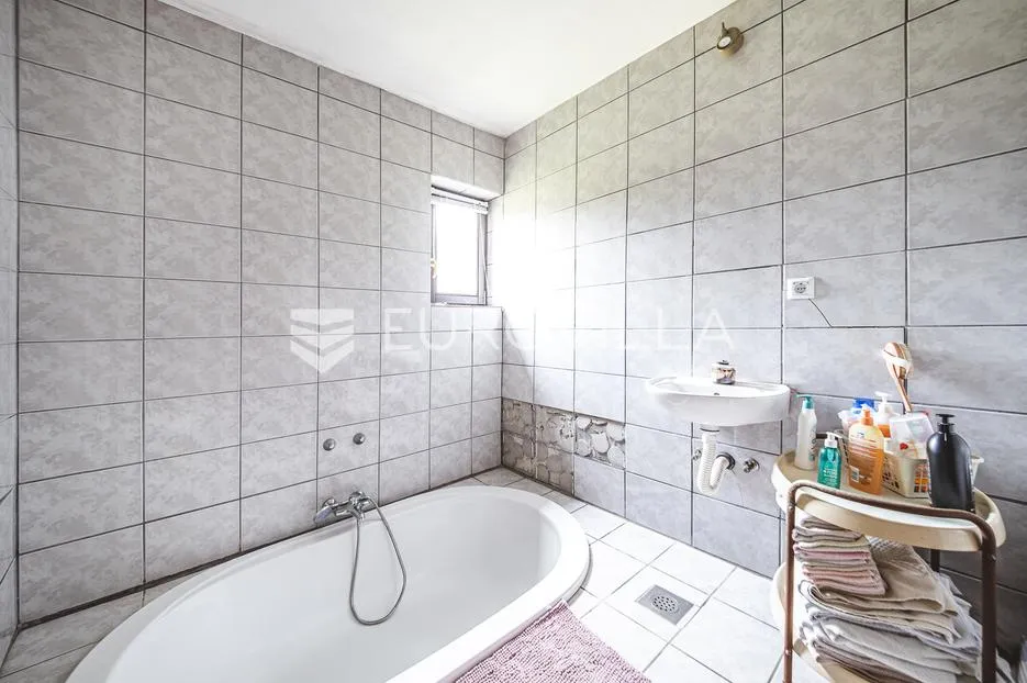 okolica zaprešića, gornja pušća, kuća 290 m² za adaptaciju - slika 6