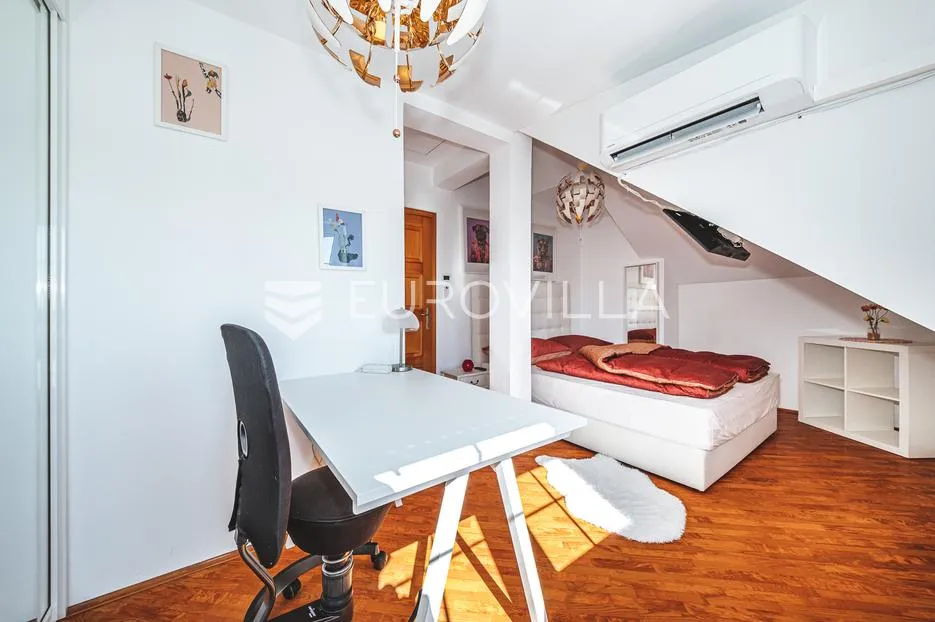 zagreb, gračani, prekrasna obiteljska villa, mirna lokacija - slika 26