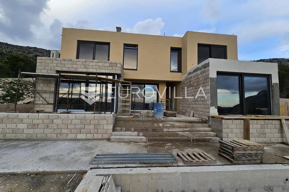 omiš, gata, vila s bazenom i prekrasnim pogledom na more - slika 15