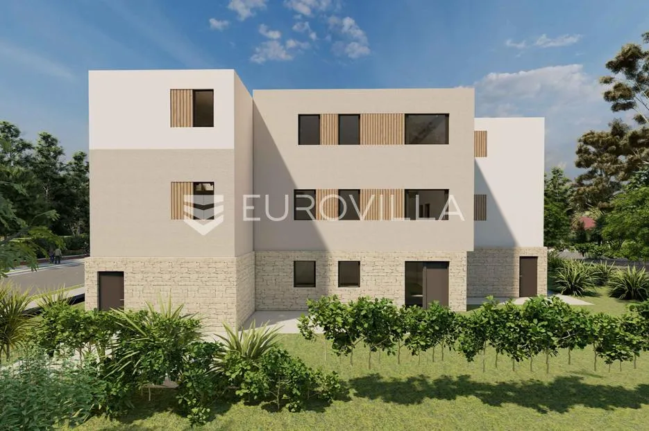 istra, poreč - trosobni stan u prizemlju sa vrtom blizu mora - slika 3