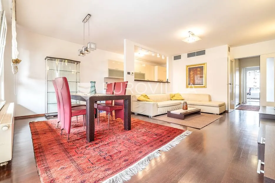zagreb, bužanova, prekrasan trosoban 97 m² - slika 3