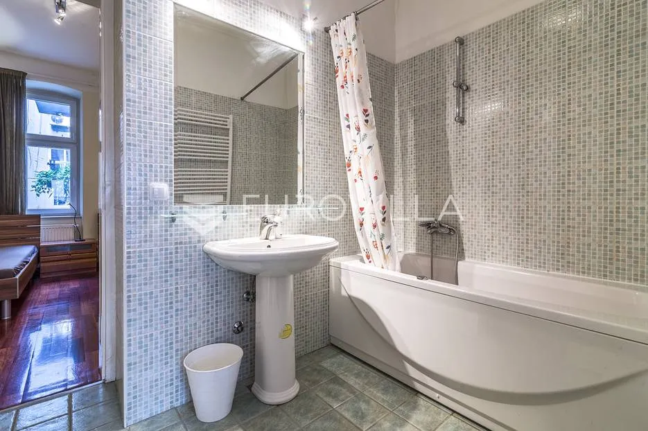 gajeva, prekrasan trosoban stan 78 m² - slika 6