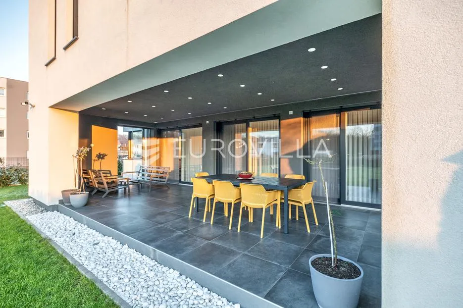 zaprešić, kalamiri, moderna novoizgrađena kuća na odličnoj lokaciji, 330 m2 - slika 21