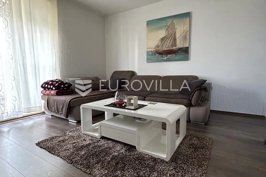 pula, centar - dvoetažni stan s dvije spavaće sobe - slika 3