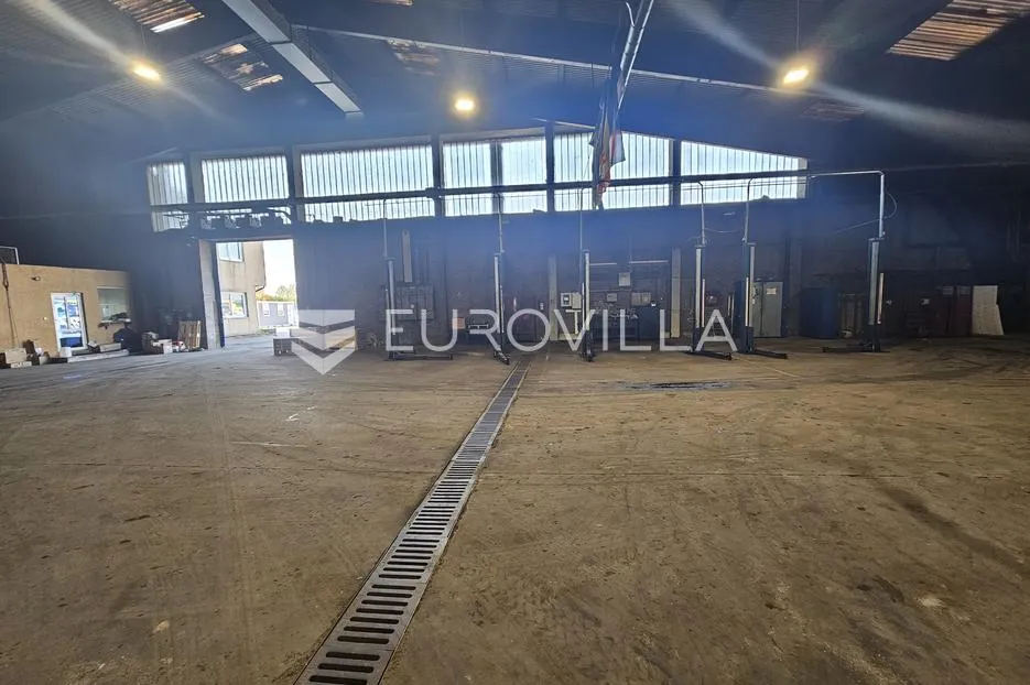 osijek, industrijska zona, poslovni kompleks 6000 m2 - slika 3