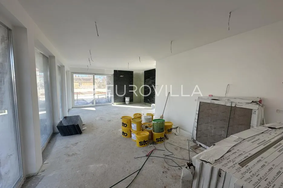 istra, marčana moderna dvojna kuća nkp 240 m2 sa velikim bazenom 35 m2 - slika 14
