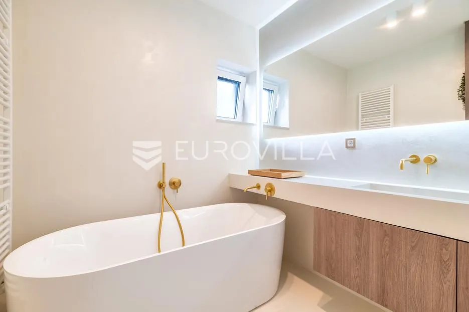 zagreb, lašćina, ekskluzivan četverosoban stan s balkonom od 130 m², garažno parkirno mjesto - slika 12