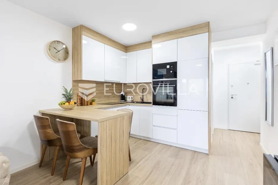 pag, povljana, garsonijera 1. red do mora, 36,74 m² - slika 4
