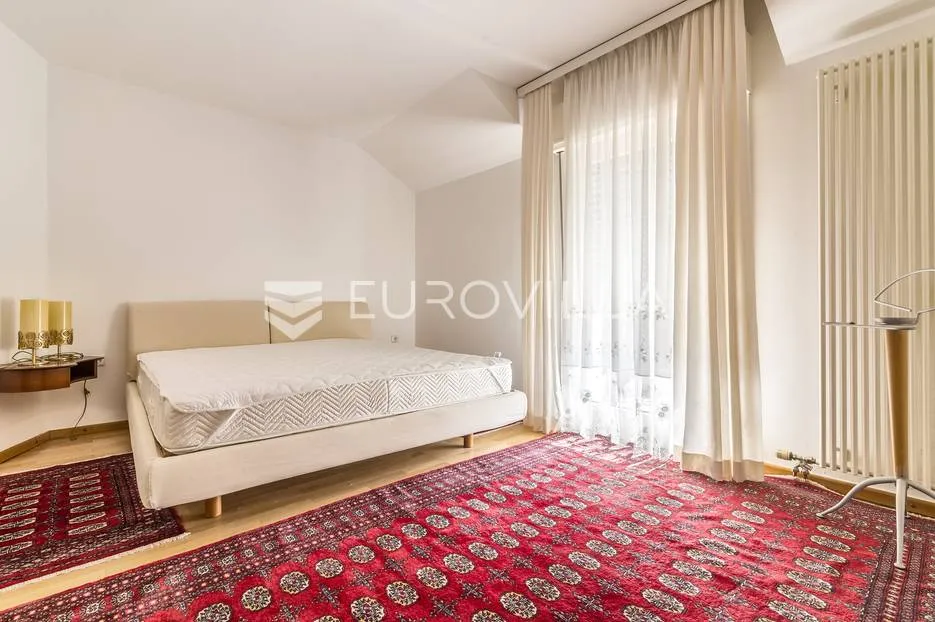 zagreb, šestine, najam luksuzna vila na tri etaže površine 500m2 s perivojem - slika 12