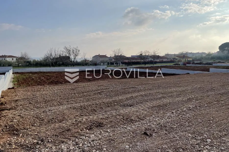 istra, kaštelir, građevinsko zemljište 809m2 s projektom i pravomoćnom građevinskom dozvolom - slika 25