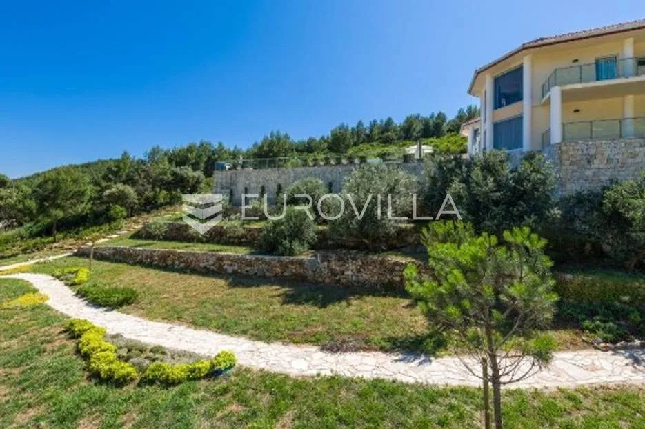 korčula, atraktivna vila prvi red do mora - slika 49