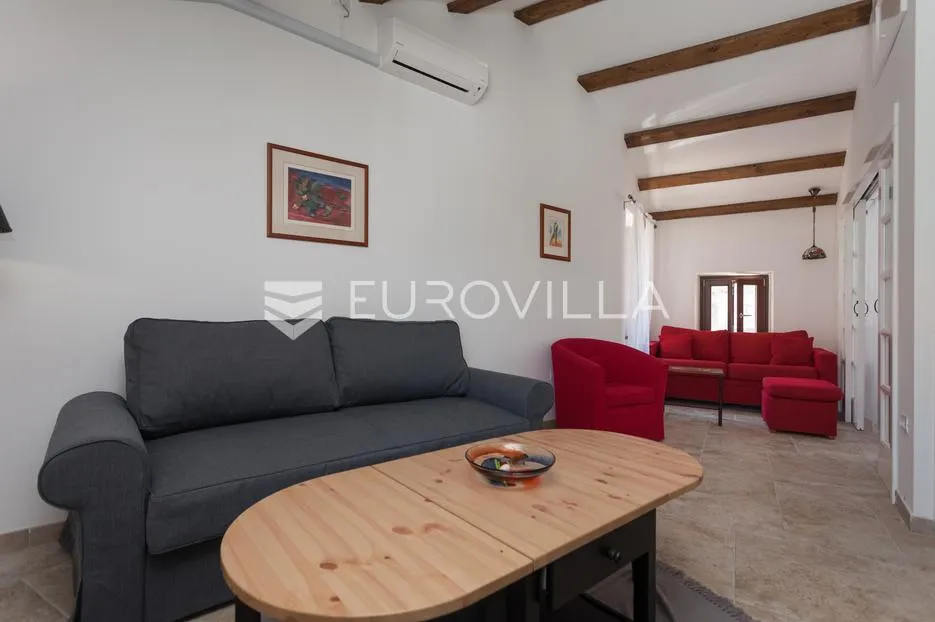 istra, rovinj, kompletno uređen stan u centru grada - slika 9