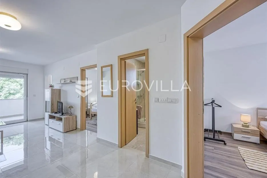 istra, murine, novo adaptiran stan s dvije spavaće sobe te neto korisnom površinom od 61,2 m² - slika 15