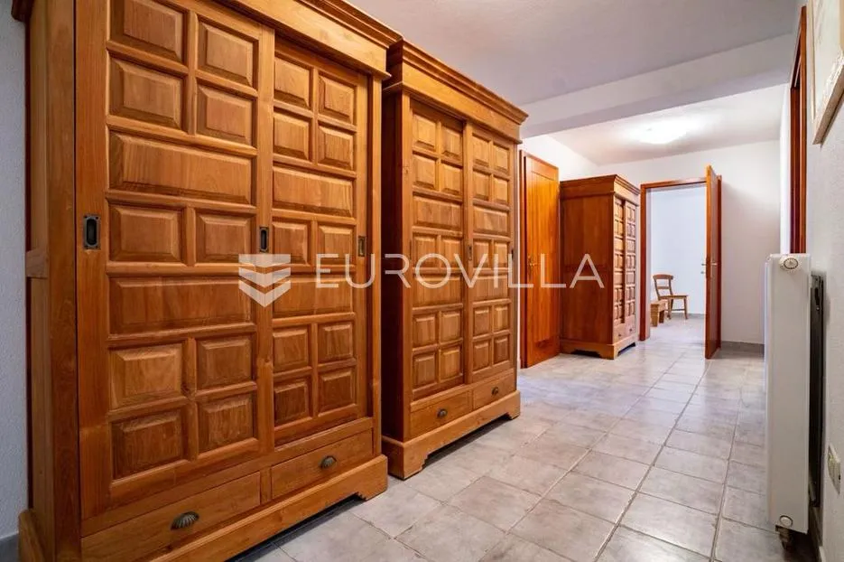 otok rab, kampor, jedinstvena mediteranska vila 80m od mora - slika 19