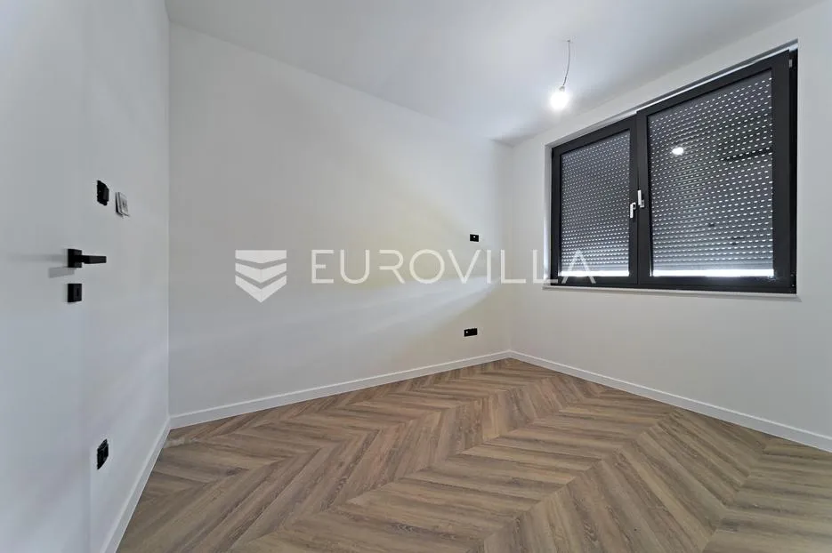 osijek, donji grad, moderan trosoban stan s dva parkirna mjesta površine 111 m² - slika 4