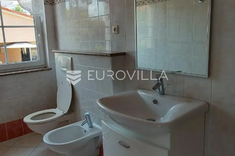 istra, pješčana uvala, vila s okućnicom prvi red do mora - slika 8
