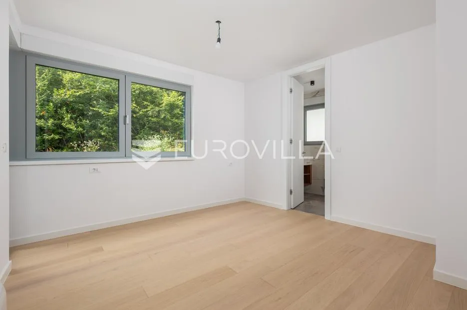 opatija, trosoban stan nkp 105 m2 u novogradnji - slika 10
