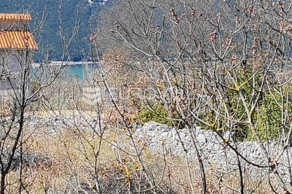 istra,trget - građevinsko zemljište sa pogledom na more veličine 1299 m2 - slika 1