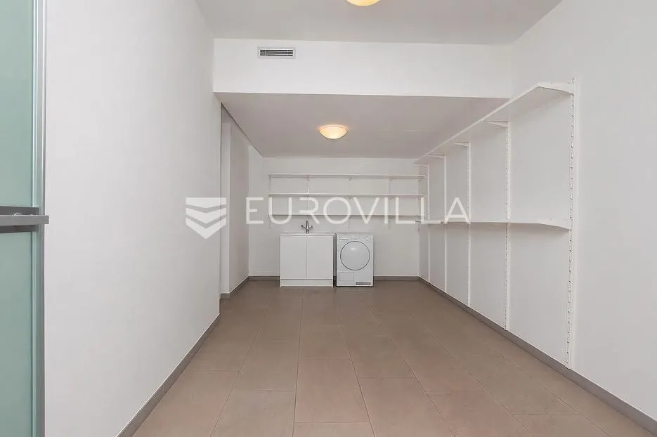 opatija, oprić, ekskluzivna vila 375 m² s panormaskim pogledom, bazenom i saunom - slika 38