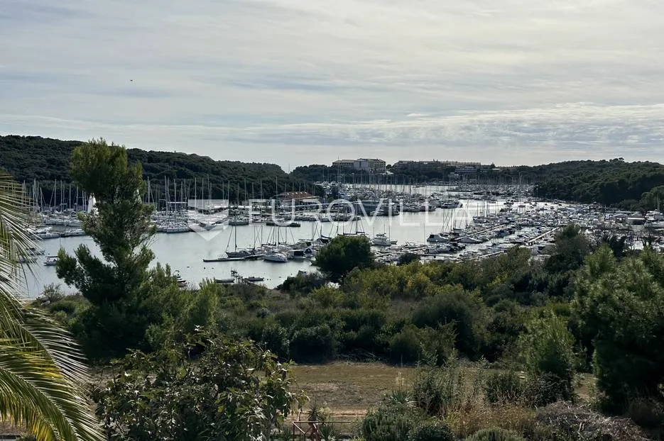 pula, nova veruda, stan s vrtom i pogled marina veruda - slika 16