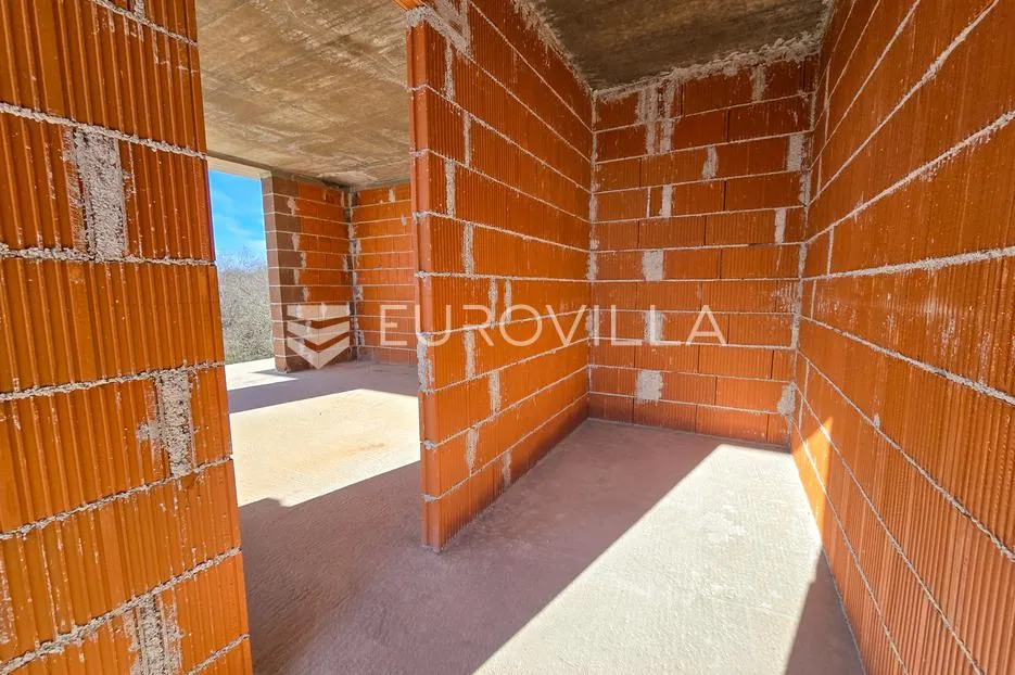 istra, baderna, moderna luksuzna vila okružena zelenilom - slika 11