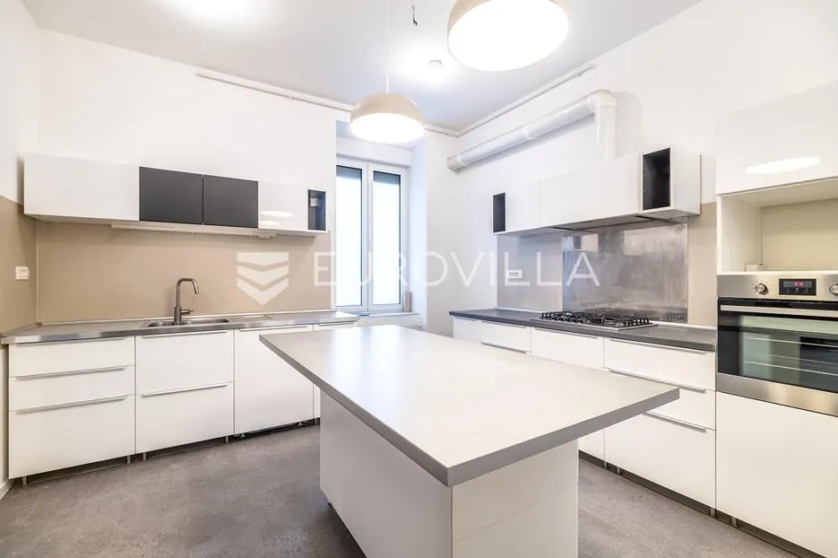 zagreb, gajeva ulica, blizina zrinjevca, poslovni prostor / novo uređeni stan145 m² - slika 4
