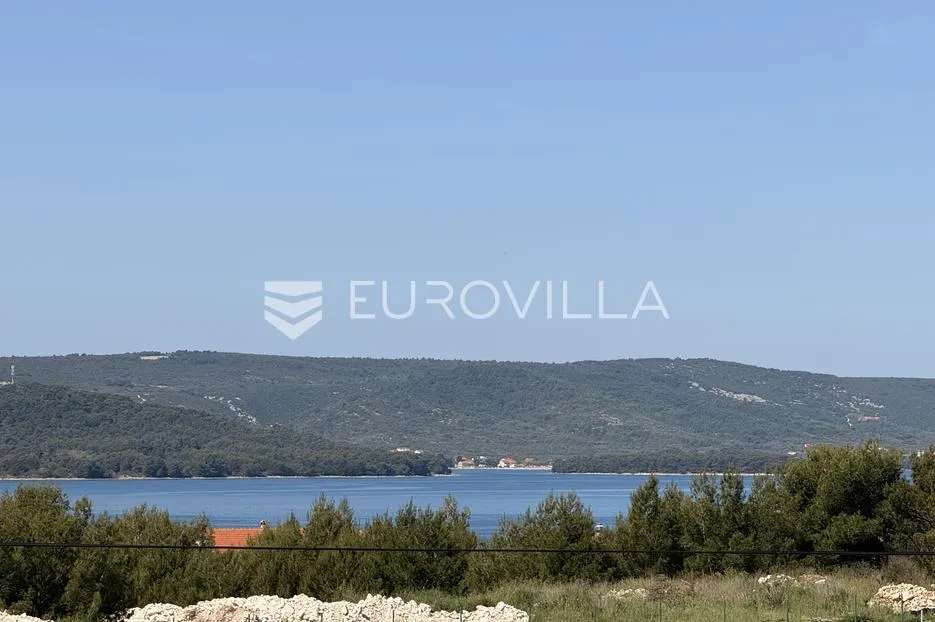 zadar, turanj, troetažni luksuzni stan s krovnom terasom, pogledom na more i neto površine 139,89 - slika 3